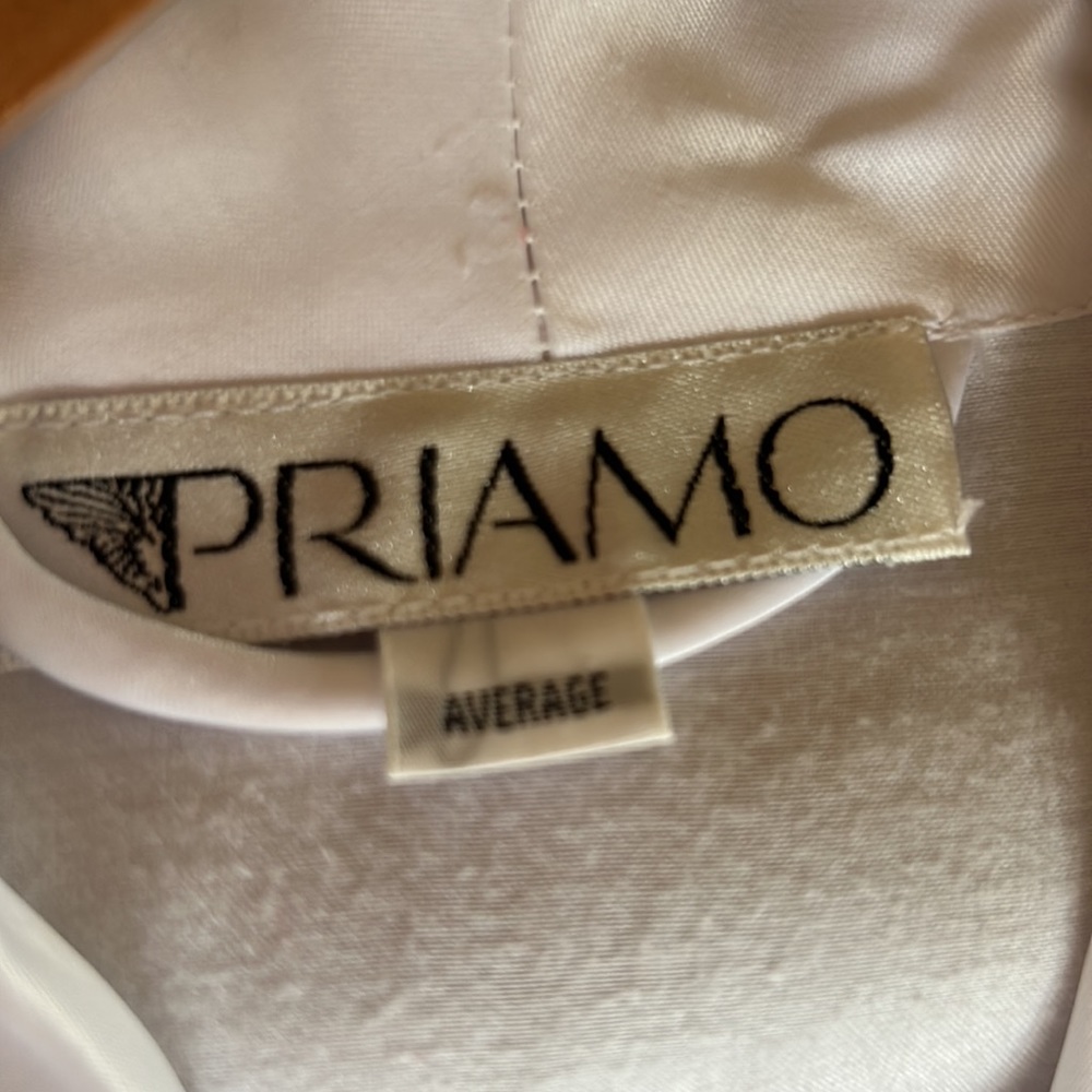 Priamo White Robe. - Picture 4 of 5